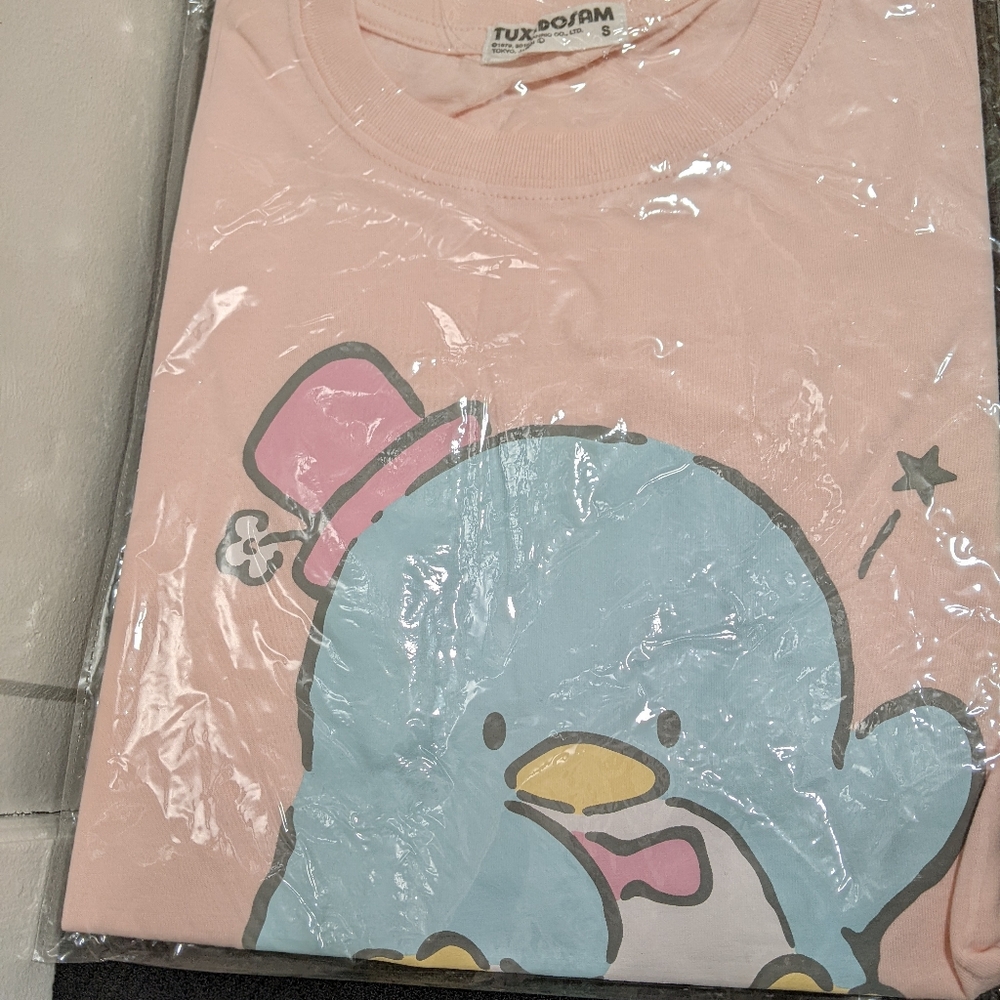 NWT Sanrio Characters Graphic T-Shirt